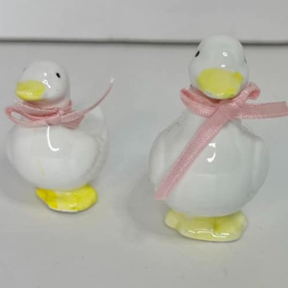 shakers Other - Vintage 2 Russ ducks salt and pepper shakers